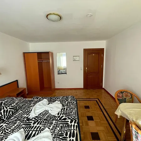 Apartment Doppelbett 22 *