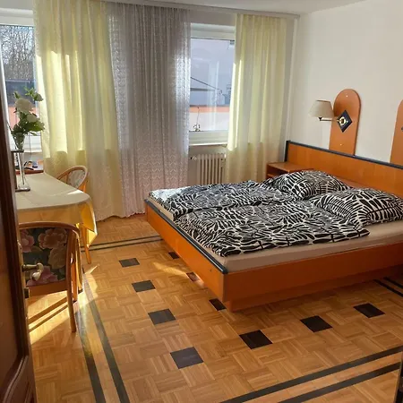 Doppelbett 22 Apartment *